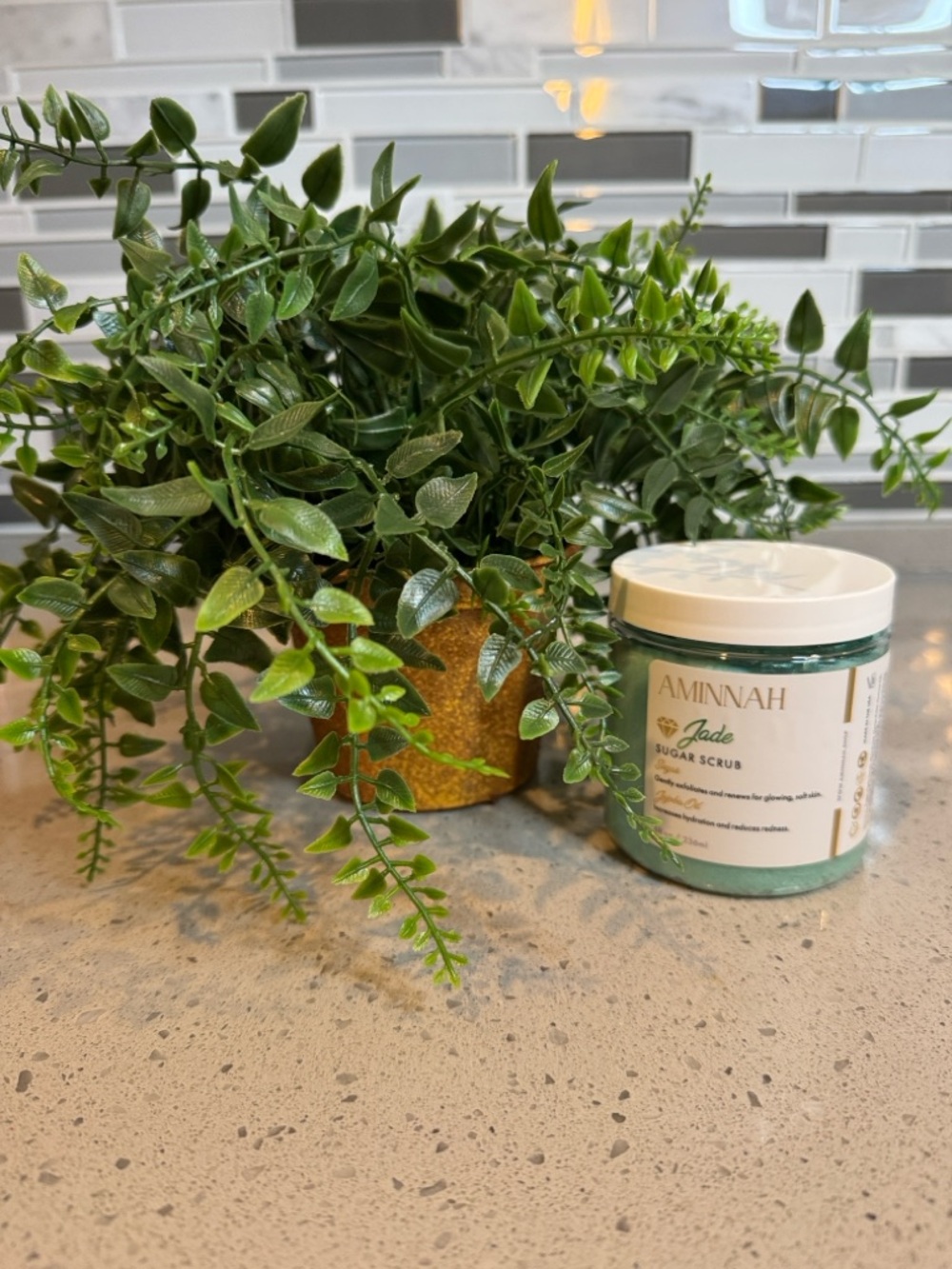 AMINNAH - Jade Sugar Scrub